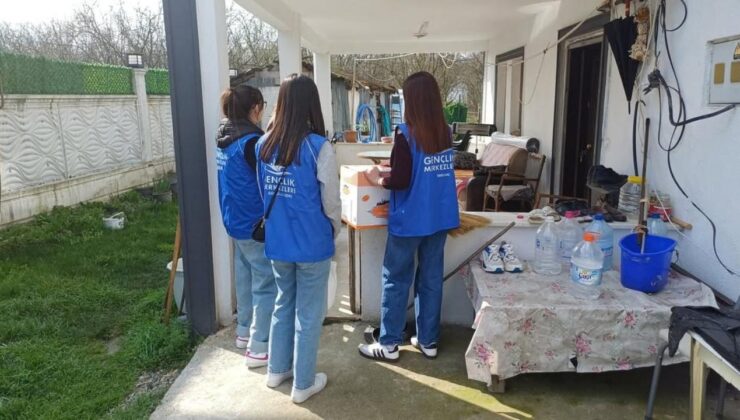 Gençlik Merkezinden İhtiyaç Sahibi Ailelere Ramazan Desteği